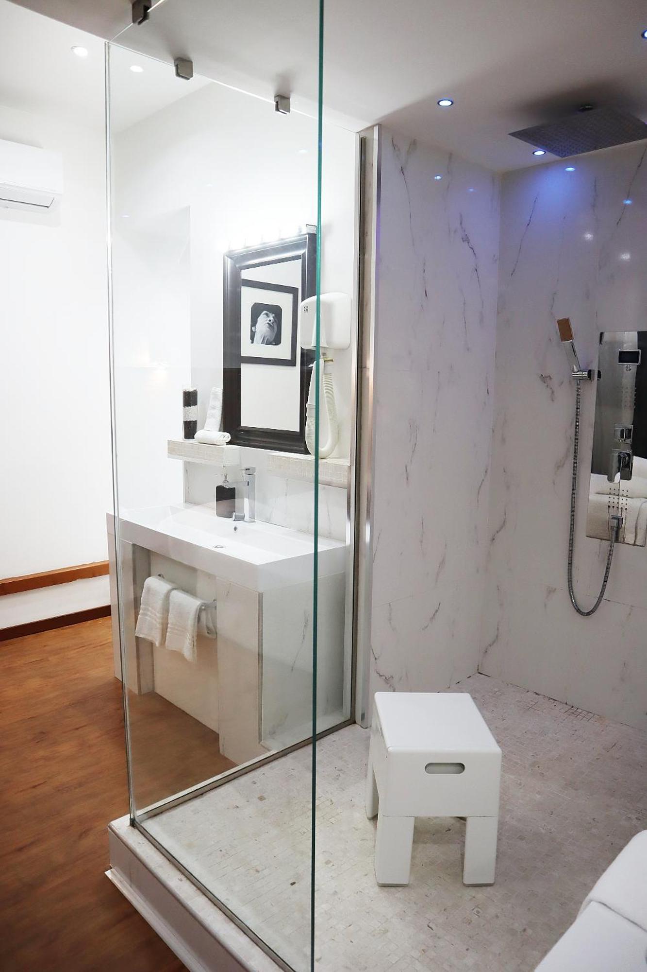Hotel Alba Boutique 4*